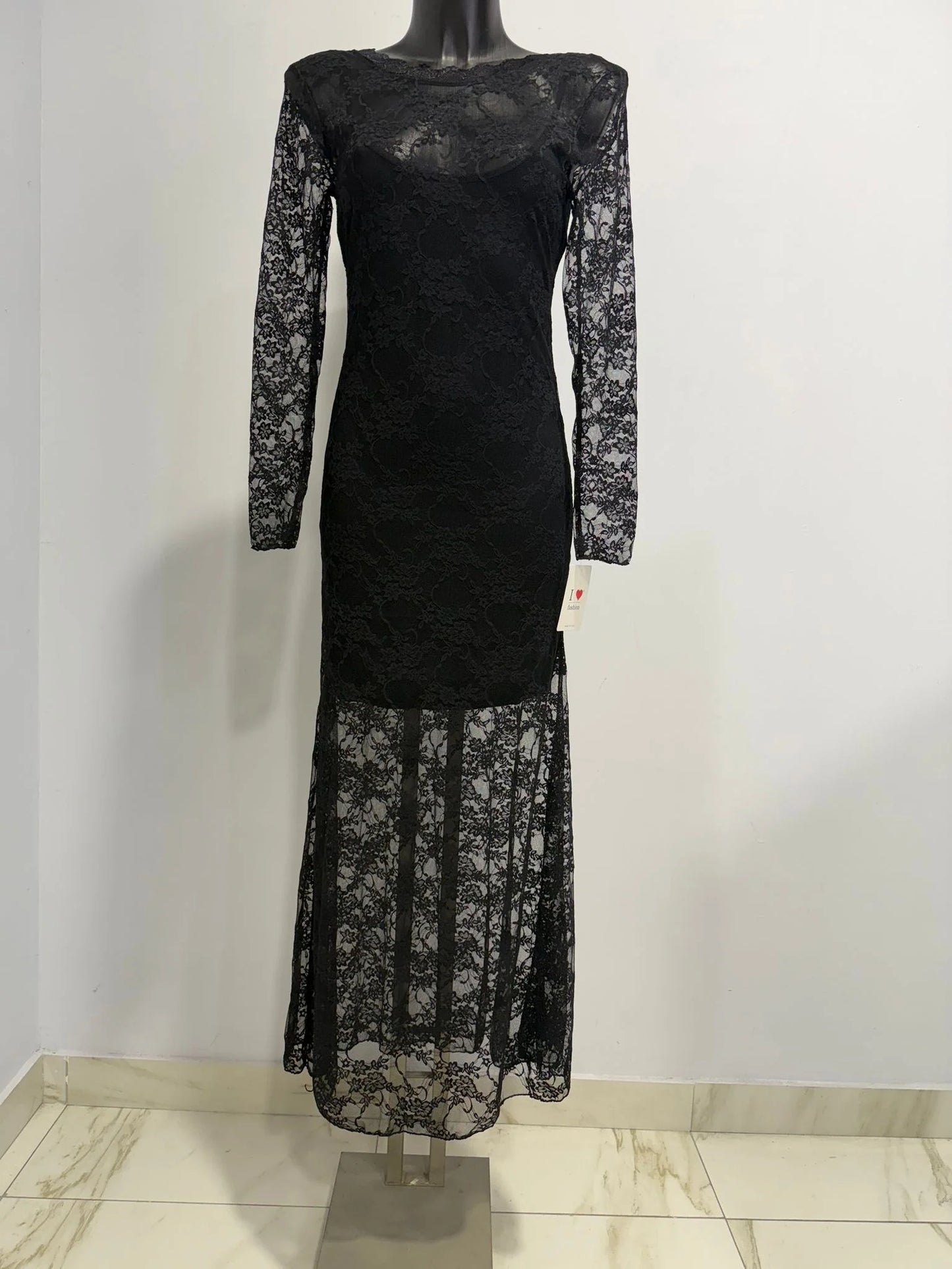 Lace Muse Dress
